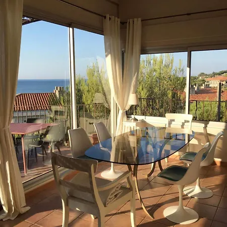 Apartment La Maison Du Plongeur A Cassis